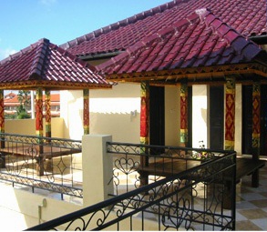 バリ ラトゥ ティアラ